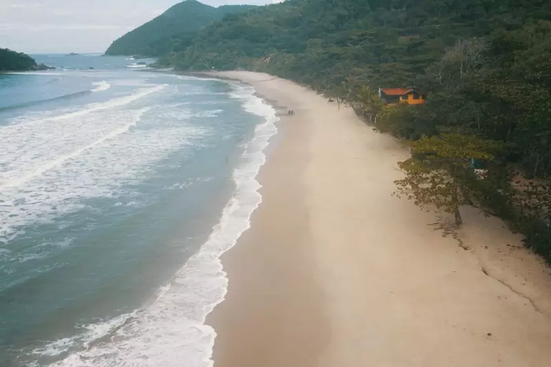 Tragédia no Litoral Paulista: Jovem de 23 Anos Morre Afogado na Prainha Branca, em Guarujá