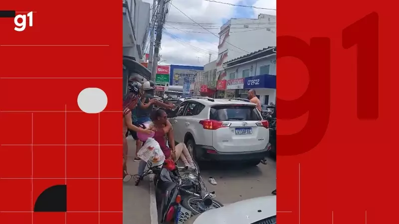 Tragédia no trânsito: Motorista perde controle e atinge motocicletas em Feira de Santana