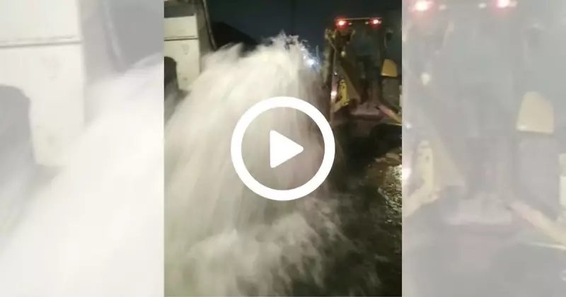 Vazamento Monstro em Joinville: Asfalto Explode e Forma Chafariz no Meio da Rua — Caos no Trânsito!