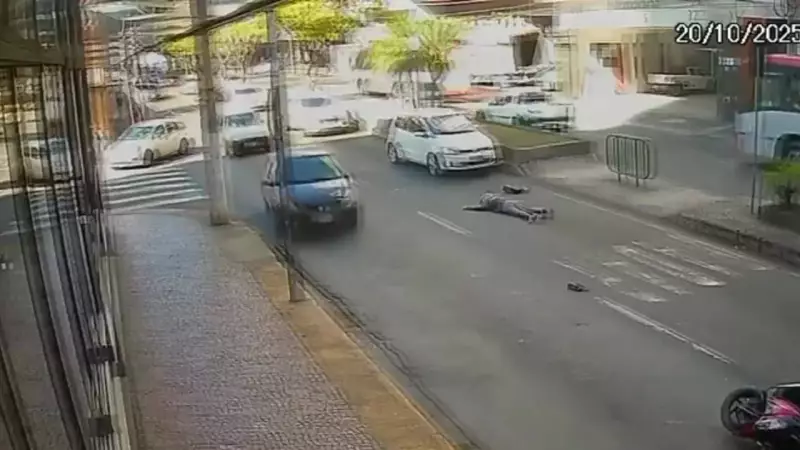 Acidente Grave na Itamar Franco: Motociclista Socorrida em Estado Crítico em Juiz de Fora