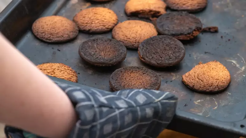 Afinal, comida queimada faz mal à saúde? Descubra a verdade por trás do mito