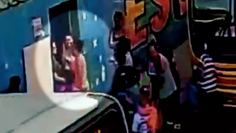 Agressão em Escola de Ribeirão das Neves: Avó de Aluno Ataca Vice-Diretora Durante Briga