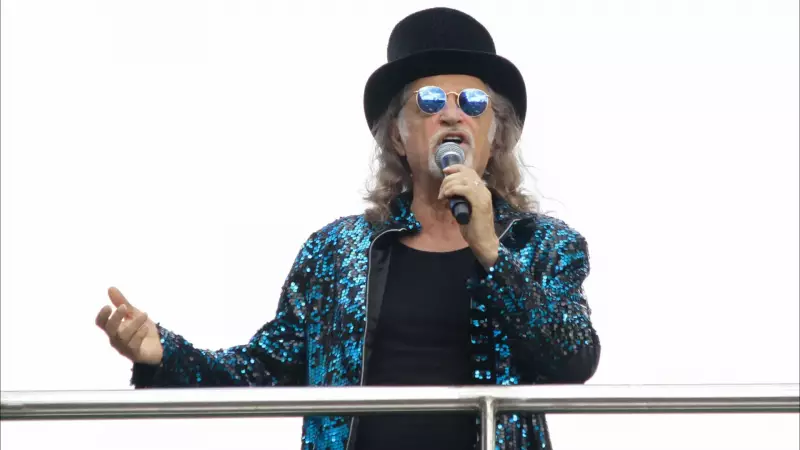 Alceu Valença Desmente Fama de 'Careta' e Anuncia Turnê: 'Não Saio da Minha Onda'