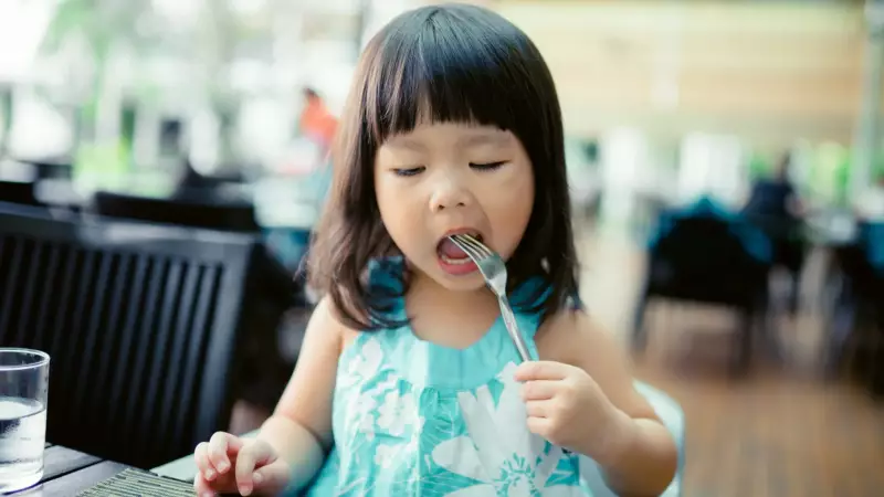 Alerta da Desnutrição Infantil: Como Saber Se Seu Filho Está Se Alimentando Bem?
