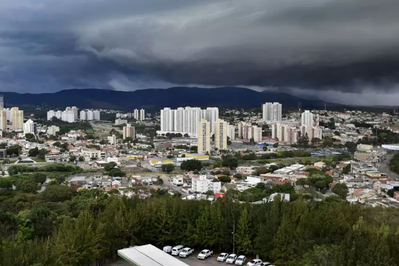 Alerta de temporais: Defesa Civil emite aviso para o interior de SP até domingo