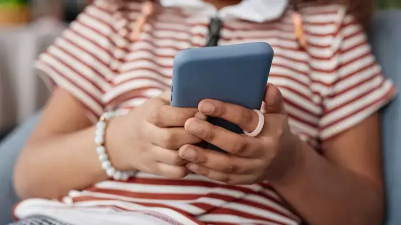 Alerta Digital: Como 'Grupos Satânicos' Online Estão Recrutando Jovens nas Redes Sociais