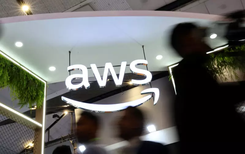 Apagão Global na Amazon: Saiba Tudo Sobre a Pane que Parou Apps e Serviços Mundiais