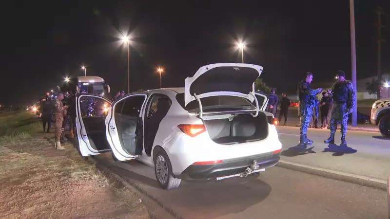 Apreensão no Trânsito: Motorista de App Tem Veículo Furtado por Jovens em Semáforo do DF