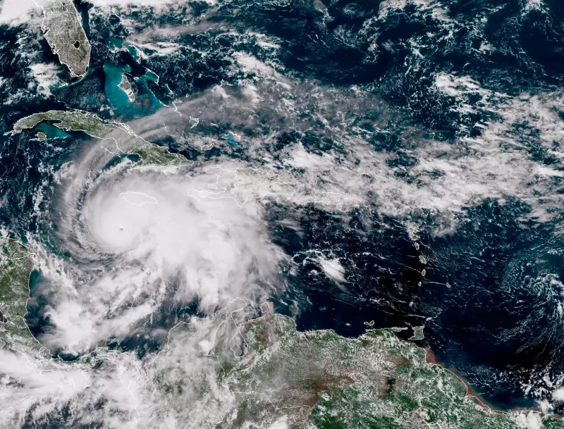 Aquecimento Global Intensifica Furacões: Entenda Como a Crise Climática Está Tornando Esses Fenômenos Mais Devastadores