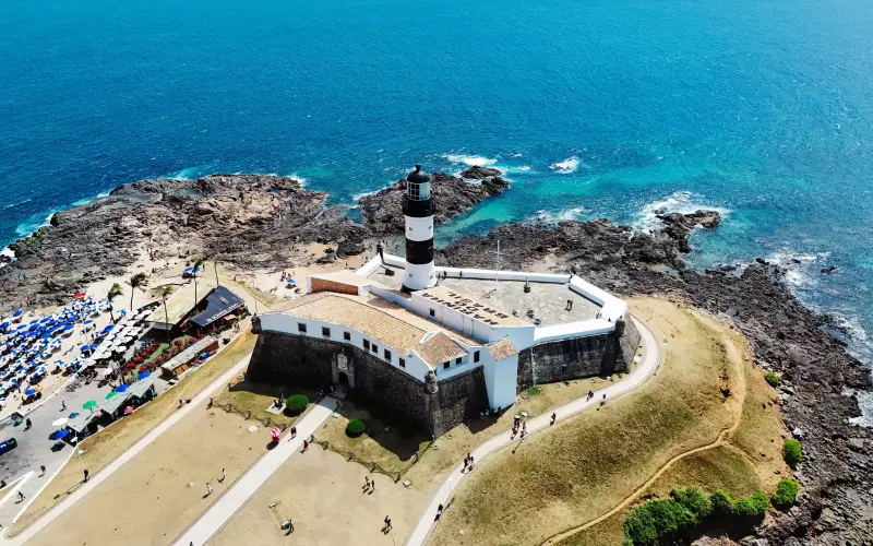 Bahia Arrasa! É o Destino Mais Cobiçado por Turistas Estrangeiros no Nordeste em 2025