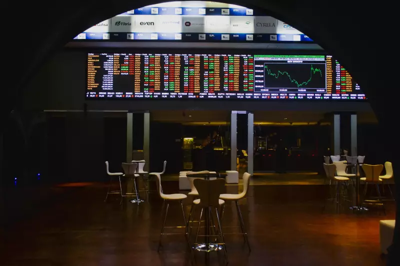 Bolsa despenca e dólar recua: entenda o nervosismo do mercado financeiro brasileiro