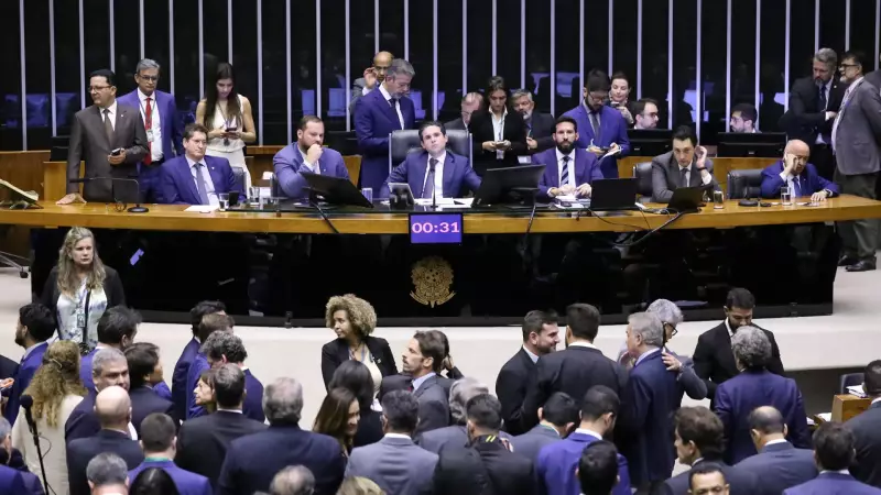 Câmara enterra MP do IOF: texto caduca sem votação e gera reviravolta nos planos econômicos