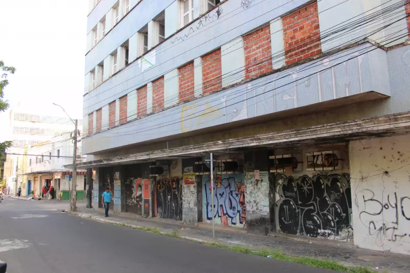Centro de Teresina em Alerta: Imóveis Abandonados São Notificados em Ação da SDU