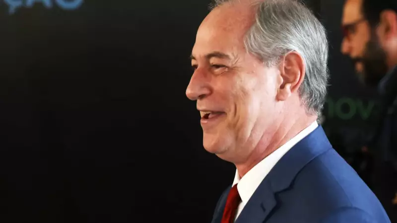 Ciro Gomes Retorna ao PSDB e Abala Cenário Político do Ceará: Um Novo Capítulo na Trajetória do Político