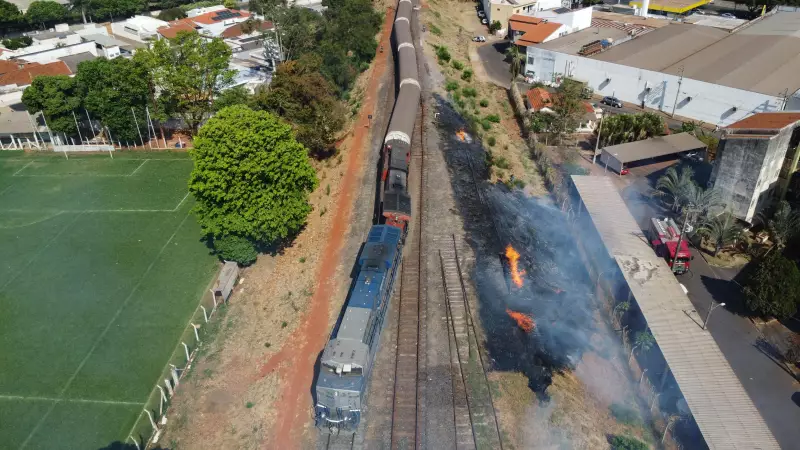 Concessionária de ferrovia no interior de SP acumula 56 multas por incêndios em 5 anos