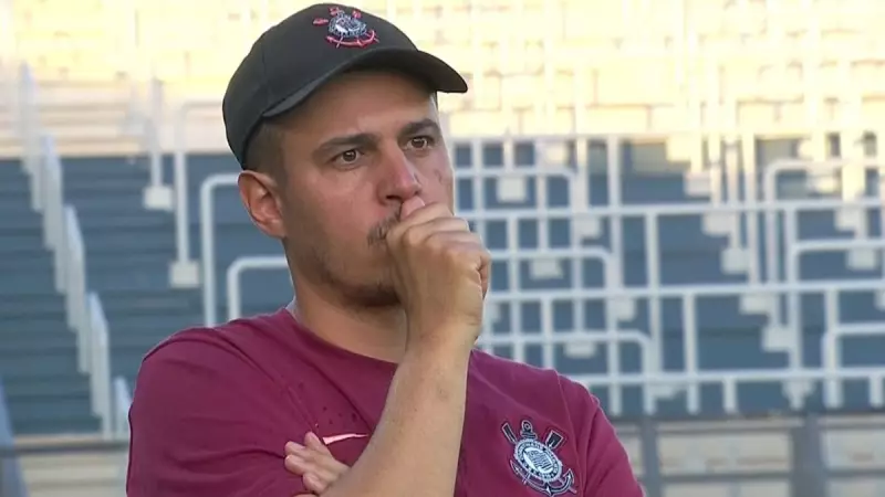 Corinthians Negocia Renovação com Técnico Lucas Piccinato: Futuro das Brabas em Jogo