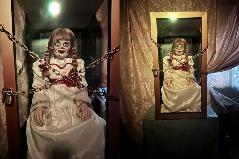 Cuidado! A Boneca Annabelle Está em Santos: Réplica Oficial Assombra Cinema da Cidade