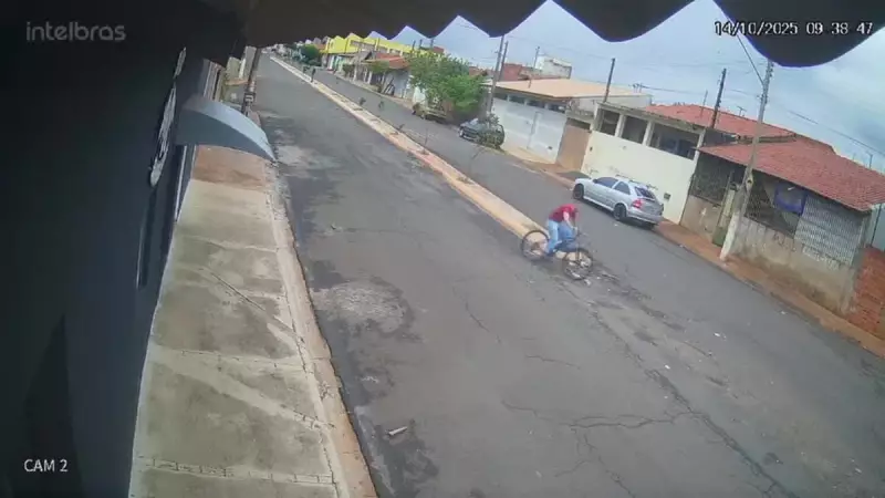 Delegado Vira Herói Inusitado: Prende Traficante Após Perseguição de Bicicleta em São Paulo