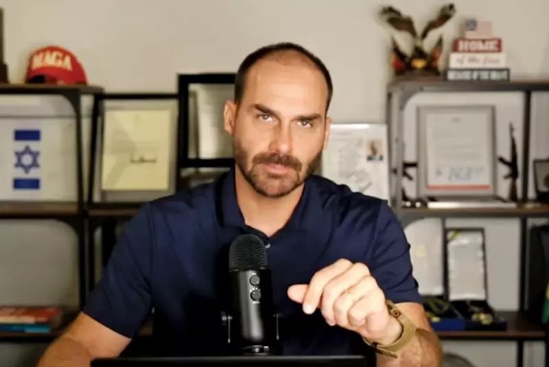Eduardo Bolsonaro já pode voltar para casa? O que muda com o fim da punição do PSDB