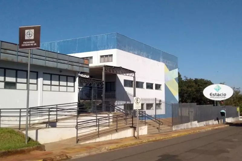 Ex-alunos de Jornalismo Recebem R$ 175 mil em Indenização Após Fechamento de Curso em MS