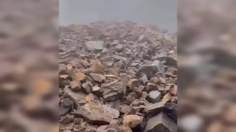 Explosão Controlada na Serra Dona Francisca: Estrada Interditada Após Detonação de Rochas em SC
