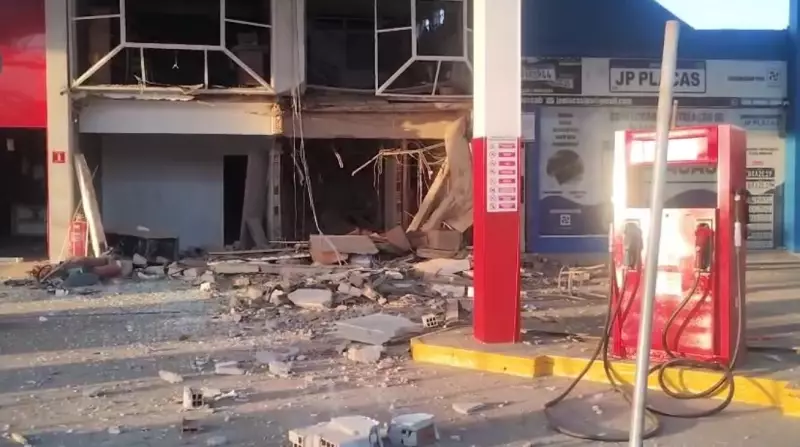Explosão Criminosa Abala João Pessoa: Posto de Combustível é Alvo de Ataque na Madrugada