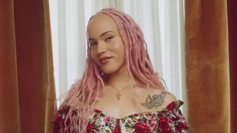 Filha trans de Robert De Niro revela apoio incondicional do pai: 'Sou muito grata'