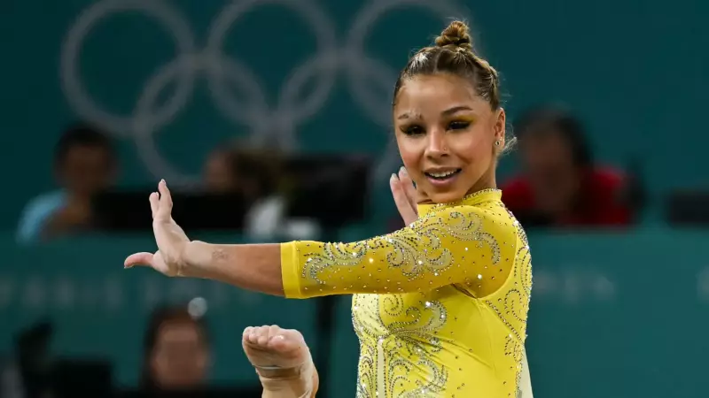 Flávia Saraiva brilha e comanda seleção feminina no Mundial de Ginástica Artística