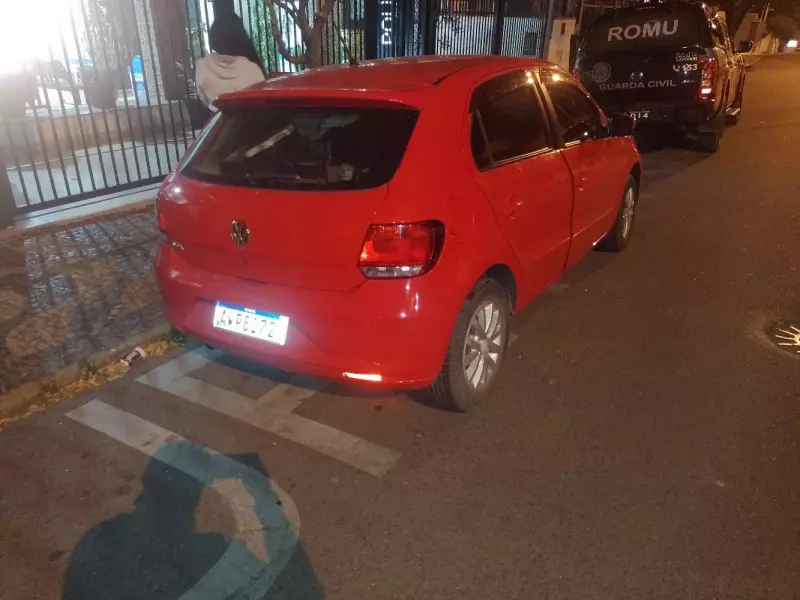 Foragido da Justiça é Preso Após Fazer Mão Inglesa com Carro em Frente à Base da PRF