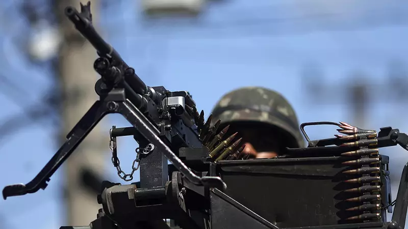 Forças Armadas sob Pressão: A Crise de Segurança no Rio e os Limites da Atuação Militar