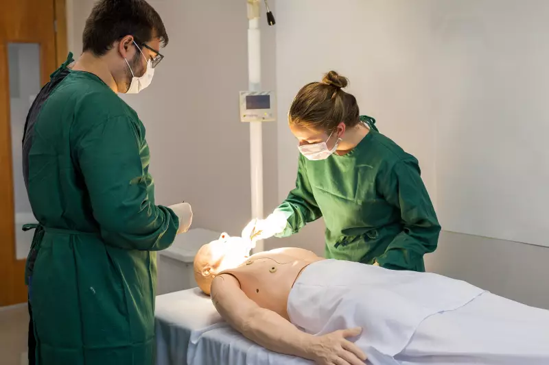 Formação Médica de Elite: Conheça a Faculdade Mais Cara do Brasil em 2025