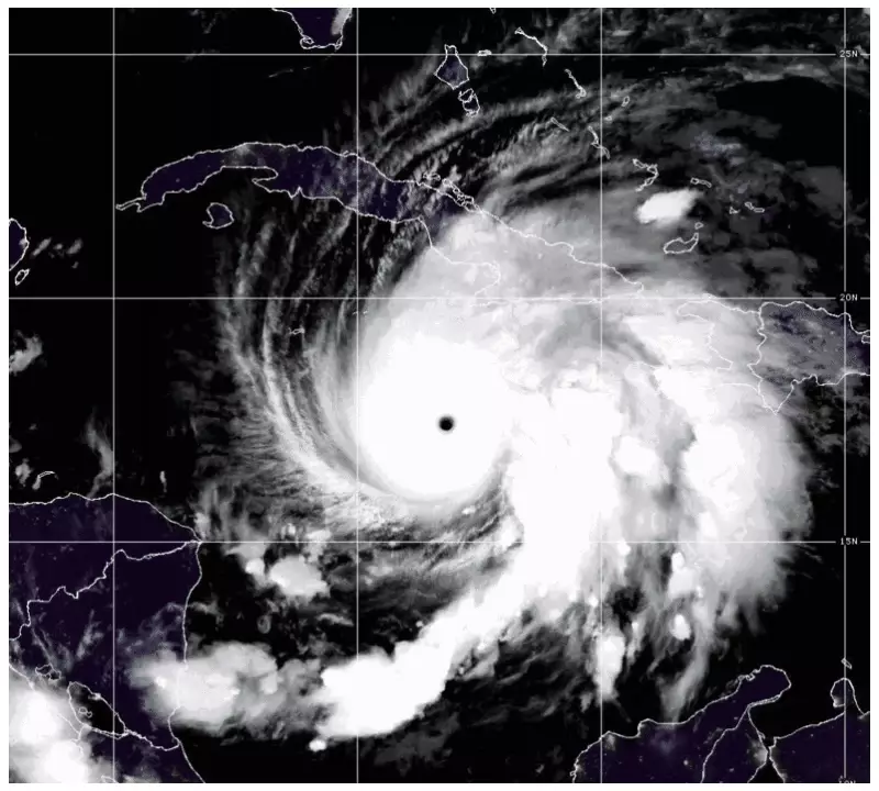 Furacão Melissa: Jamaica enfrenta a tempestade do século com ventos devastadores