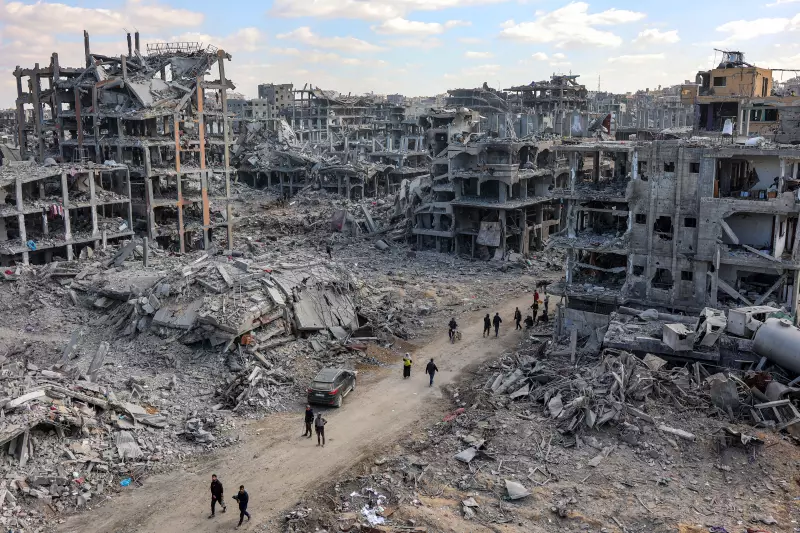 Hamas Devolve Restos Mortais de Refém: Nova Fase nas Negociações de Paz?