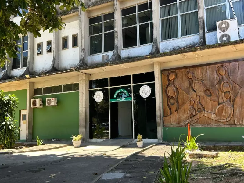 Homem é Encontrado Morto em Condomínio de Luxo em Salvador: Mistério na Zona Sul