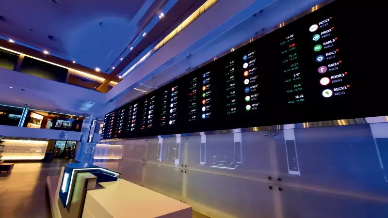 Ibovespa dispara 17,4% em outubro e mira recorde histórico na Bolsa brasileira