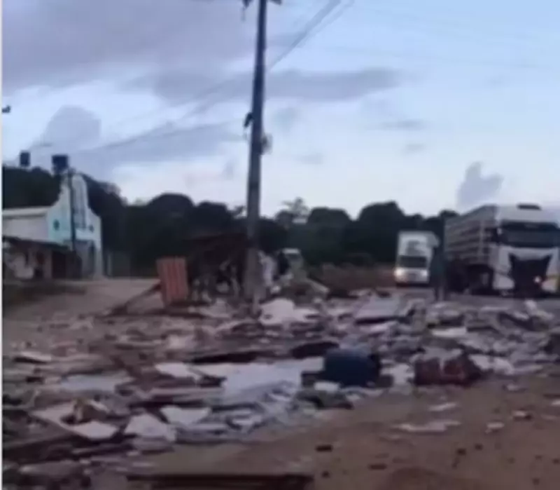 Idoso Atropelado em Messias: Estado Grave Após Fraturar Ambas as Pernas