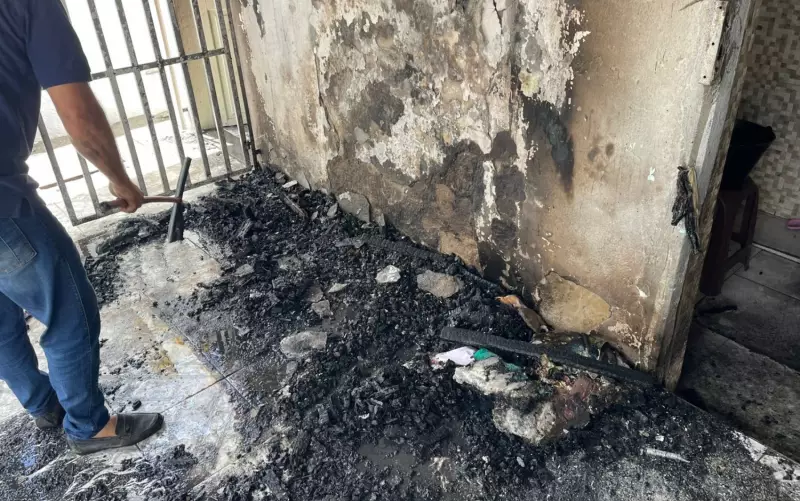 Incêndio Consome Residência em Conceição do Coité: Bombeiros Controlam Chamas em Ação Rápida