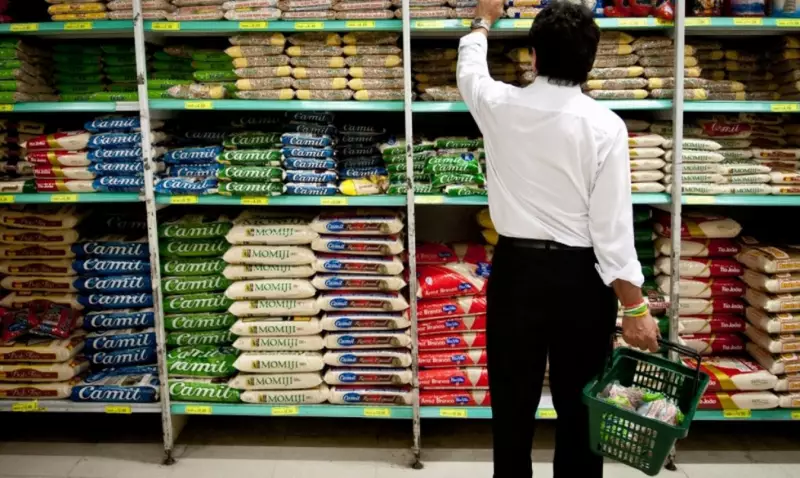 Inflação Desacelera em Outubro: Preços dos Alimentos Puxam Queda do IPCA-15 para 0,18%