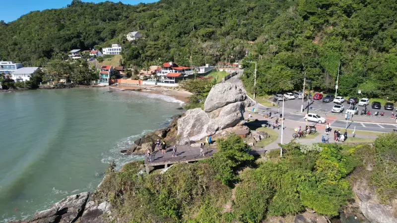 Itajaí Revelado: Como Porto, Cultura e Praias Impulsionam o Desenvolvimento do Litoral Norte