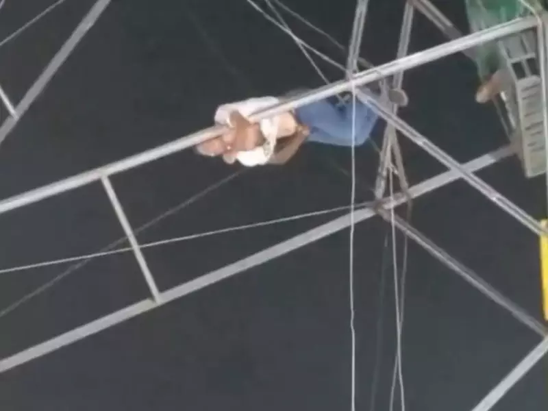 Jovem sobrevive a queda assustadora de roda-gigante no Acre após levar choque e ficar pendurado