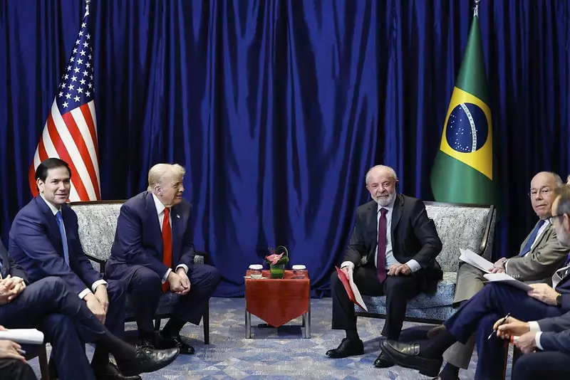 Lula defende eleições na Venezuela em encontro histórico com Trump na Malásia