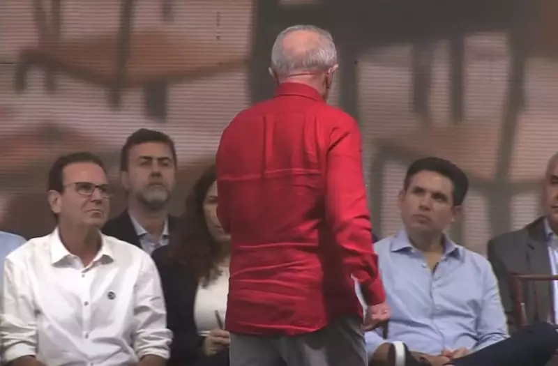 Lula Desanca Congresso em Evento no Rio: 'Baixo Nível' e Críticas Ácidas ao Centrão