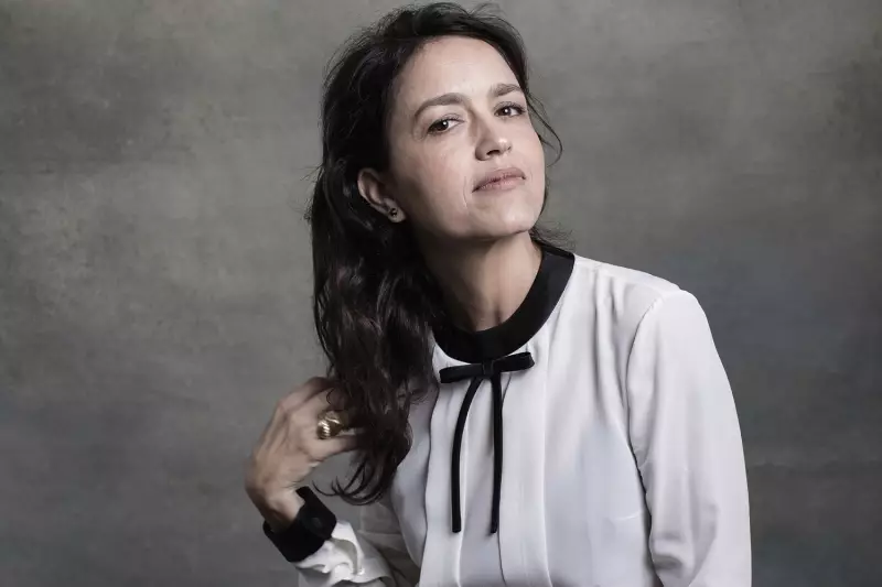 Manuela Dias Desabafa: Crítica Ácida ao Governo do RJ Após Megaoperação que Paralisou a Cidade