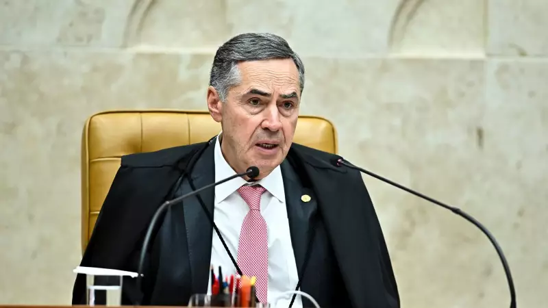 Ministro Barroso recebe alta médica após internação de urgência em Brasília