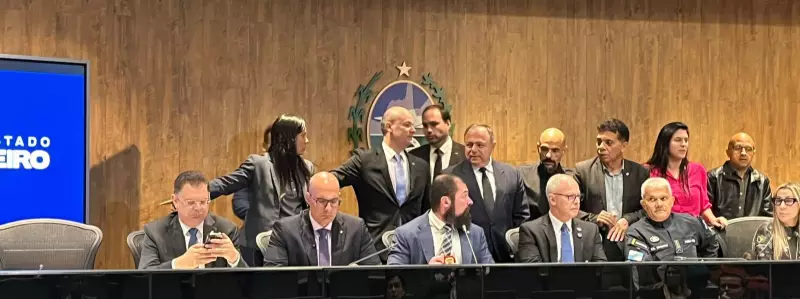 Moraes no Rio: Secretário de Segurança garante transparência em audiência sobre megaoperação
