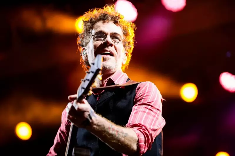 Nando Reis em Taubaté: Show Imperdível no Sesi neste Sábado (18)