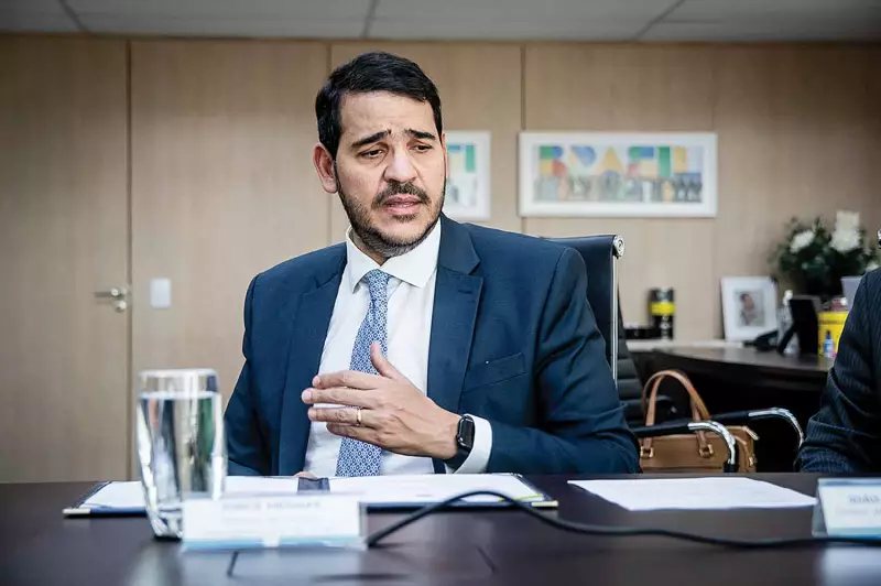 Nos Bastidores do Planalto: A Estratégia de Lula para a Sucessão na Câmara e no Senado
