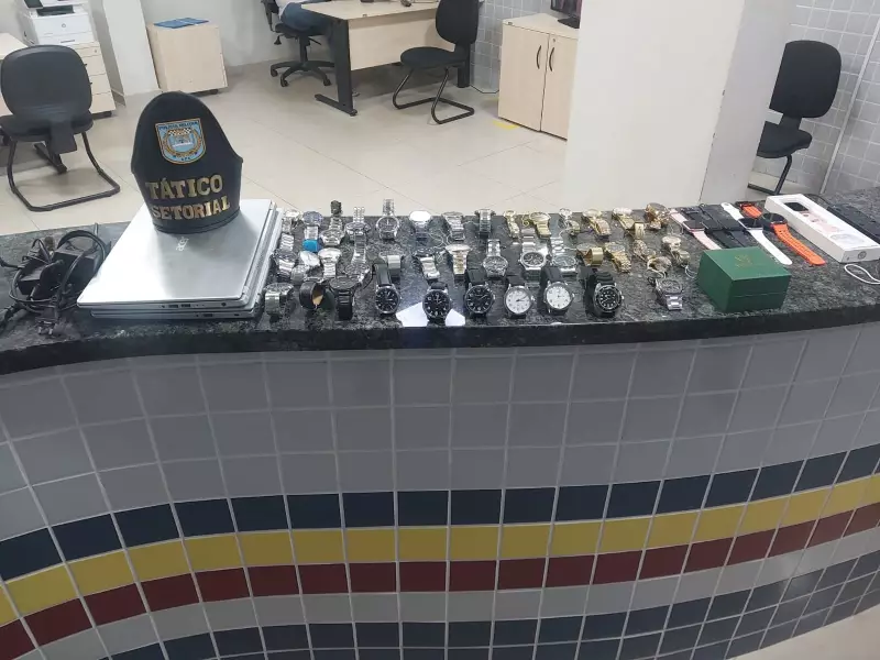 Operação da PM em Boa Vista recupera mais de 40 relógios e notebooks furtados de loja de eletrônicos