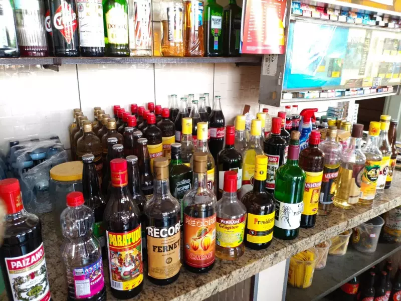 Operação da Polícia em Novo Horizonte apreende bebidas sem nota fiscal em ação de fiscalização