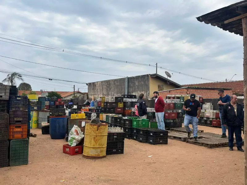 Operação em Botucatu: Fiscalização encontra metanol perigoso em bebidas e apreende 400 litros